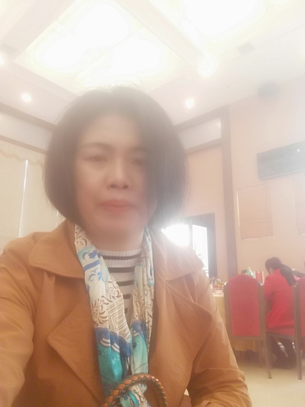 心雨的第一张照片--成都相亲服务中心