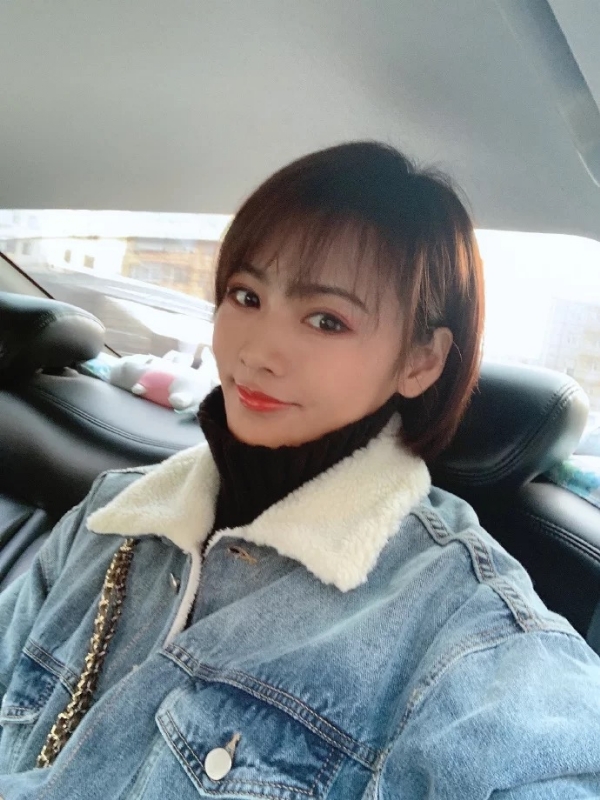 小丫头的第一张照片--成都相亲服务中心