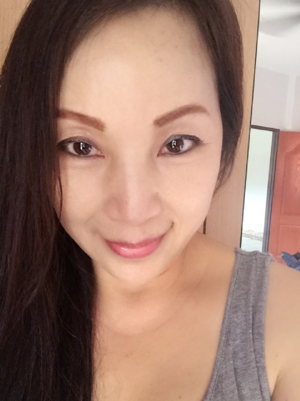 ying的第一张照片--成都相亲服务中心